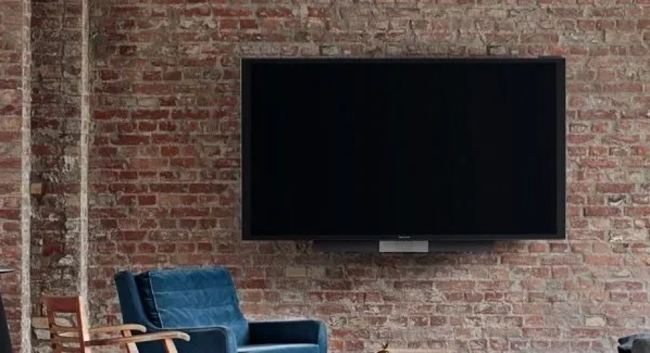 Does the Type TV Mount Matter