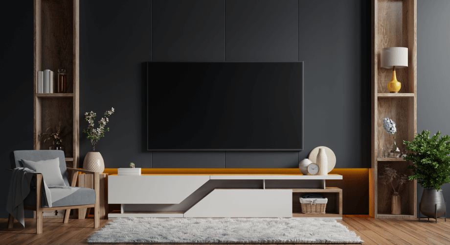 Picture-And-Art-Frame-Hanging-2